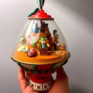 House of Lloyd Musical Top